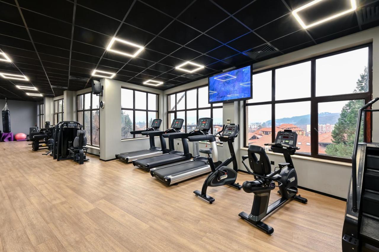 Grand Hotel Velingrad Eksteriør bilde The gym at the hotel