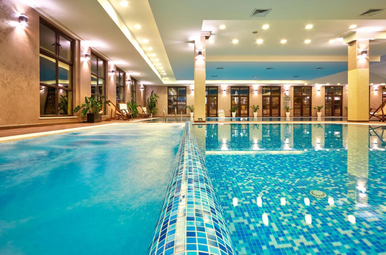 Grand Hotel Velingrad Eksteriør bilde Indoor pool