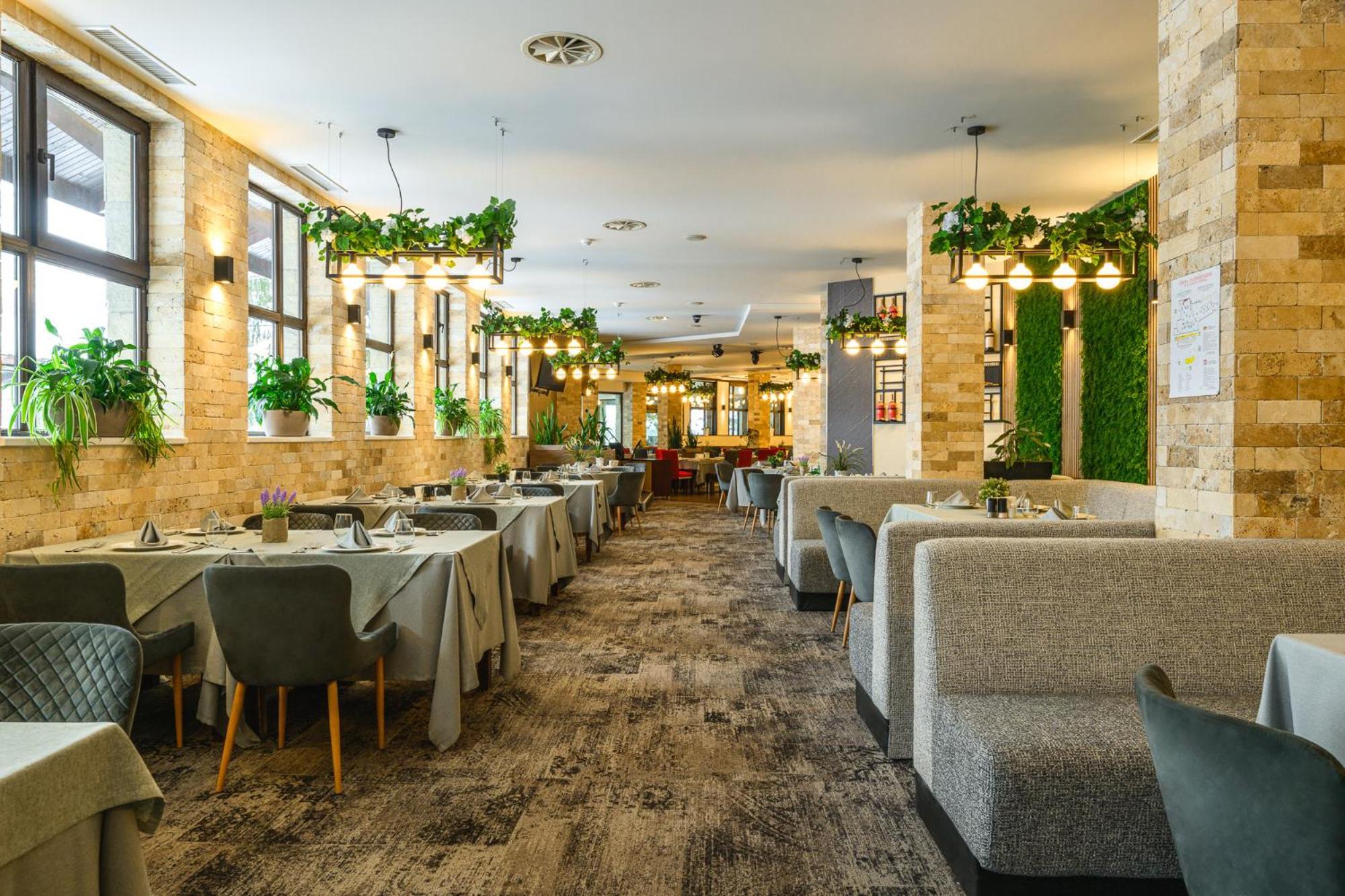 Grand Hotel Velingrad Eksteriør bilde Restaurant interior